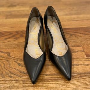 Sam Edelman black leather heel size 7; worn once only!